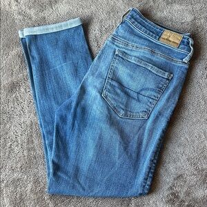 American Eagle Outfitters Hi-rise Tomgirl Jeans - Size 6